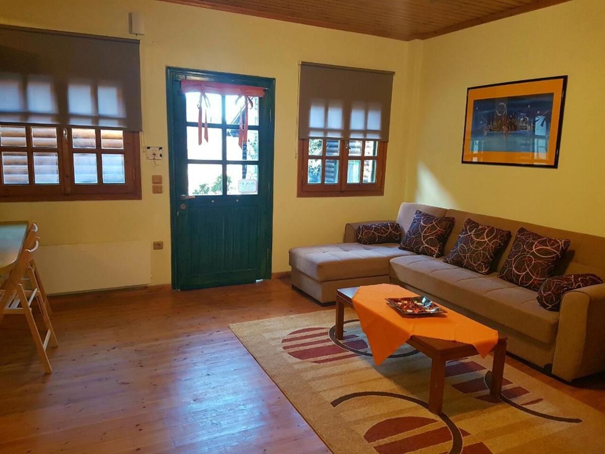 House On The Mountain Villa Eptálofos Eksteriør billede